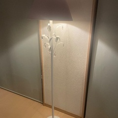 オシャレな間接照明の画像