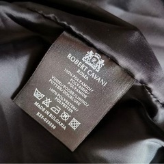 新品 ロベルトカバーニ軽量　ダウンジャケット　50サイズ 蜂 刺繍 豪華の画像