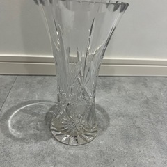 ボヘミアクリスタル 花瓶の画像