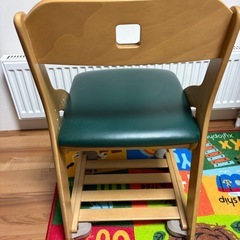 コイズミ　学習椅子の画像