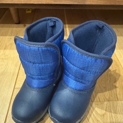 【着用2回】スノーブーツ　15.6センチの画像