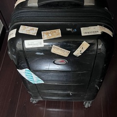 キャリーケースの画像