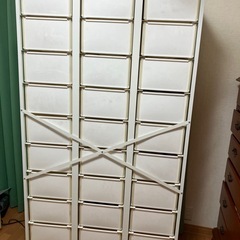 キャビネットの画像