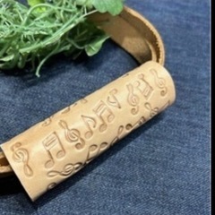ランダム音符刻印◆レザーハンドルカバーの画像