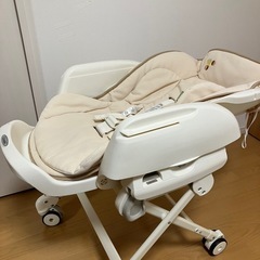 コンビ ルシエスAT オートスイング ハイローチェアの画像