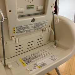 コンビ ルシエスAT オートスイング ハイローチェアの画像