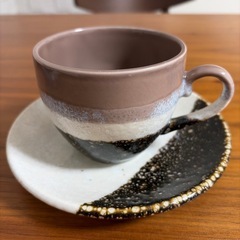 ティーカップとお皿の画像