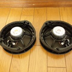 現行フリード（GT）純正スピーカーの画像