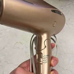Panasonic ナノケア　ドライヤー　18年製の画像