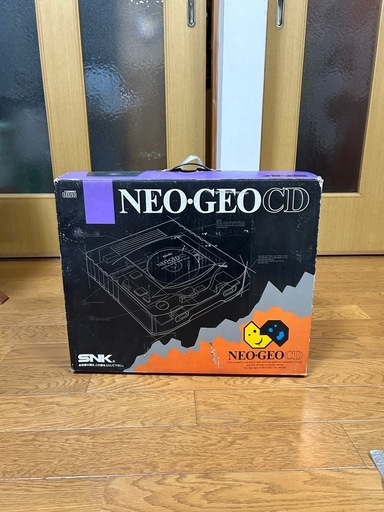 【SNK NEO GEO CD 本体】 動作未確認／箱ダメージ有コントローラー無し（ジャンク扱い）