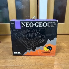 【SNK NEO GEO CD 本体】 動作未確認／箱ダメージ有コントローラー無し（ジャンク扱い）の画像