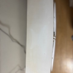 真っ白なテレビ台の画像