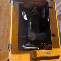 昭和レトロ　リッカーミシンの画像