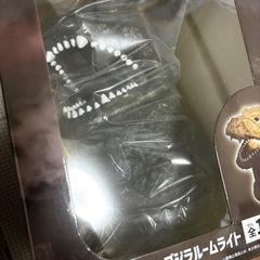 ゴジラルームライト、おまけお菓子つき！の画像