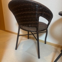 ★引き取り限定★ガーデンテーブル、チェアーセットの画像