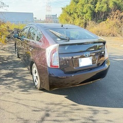 プリウス30後期の画像