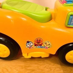 アンパンマン よくばりビジーカー 押し棒+ガード付きの画像