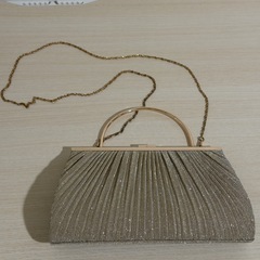 パーティバッグ　ゴールド　お呼ばれ成人式の画像