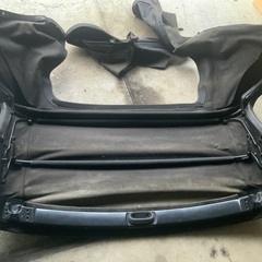 ユーノスロードスター　幌骨組みの画像