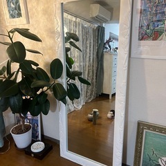 装飾付きミラー 全身鏡の画像