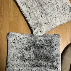 クッション 2点セット の画像