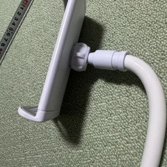 クリップ式スマホスタンドの画像