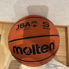 バスケットボール　5号サイズ　美品の画像