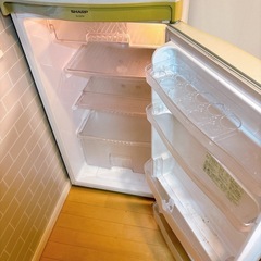 SHARP冷蔵庫の画像