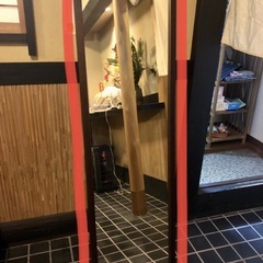 木製　壁掛け又は床置き　鏡の画像