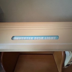 学習机☆ライトとコンセント付き☆の画像