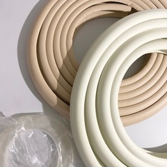 ベビー コーナーガード Ｌ型 タイプ 　ベージュ＋ホワイト＋両面テープの画像