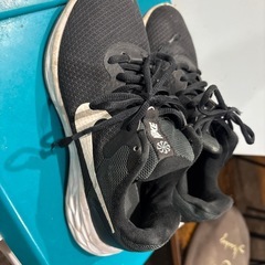 NIKEスニーカー黒の画像