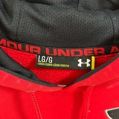 Under Armour レッド パーカー LG/Gの画像