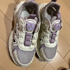 お靴　女の子　22cmの画像