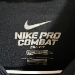 【新品未使用品】Nike Pro Combat Dri-Fit ハイネックシャツの画像