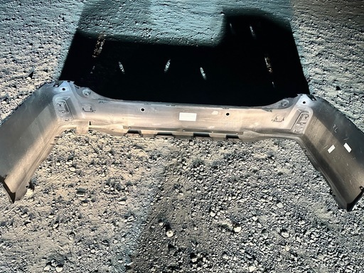 アルファード　30系　リアバンパー