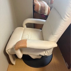 1人掛け リクライニングチェア　フットレス付きの画像