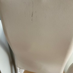 ダイニングテーブルの画像