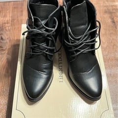 シルエットと履き心地を追求したレースアップブーツ/9001-SA （ブラック） の画像