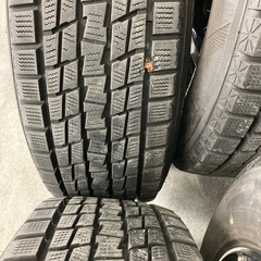 スタッドレス　　225/60R18    19年製バリ山　グッドイヤーの画像