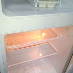 取引中 非対面取引冷蔵庫 あげます おまけに 1000円 現金をつけて支払います 差し上げますの画像