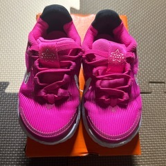 NIKE ベビー　スニーカー　12cmの画像
