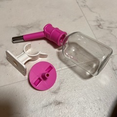 ペット用 ボトル給水機の画像