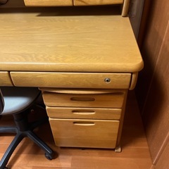 KOIZUMI 勉強机の画像