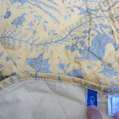 マルチラグ　敷物　ベッドカバー　こたつカバー　薄手キルティングマットの画像