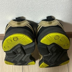 瞬足　ゴールド　18.5cmの画像