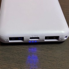 モバイルバッテリー薄型 コンパクト 5000mAh ドンキ限定　エフテル商事の画像
