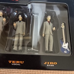 GLAY フィギュア4体セット　美品　/ポストカード２枚の画像