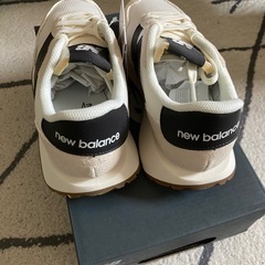 新品　ニューバランス　スニーカー　237 の画像