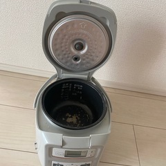 3合だき　炊飯器　Tiger ホワイト　昨日まで現役の画像